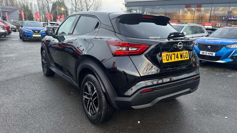 Nissan Juke 1.0 DiG-T N-Connecta 5dr Petrol Hatchback